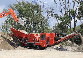 Kőtörmelék ujrahasznostó telepek Terex-Finlay I 140