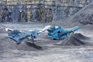 Kőtörmelék ujrahasznostó telepek Powerscreen Pegson XH 320