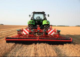 Kultivátorok Kverneland CLC Evo 440 F