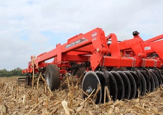 Kultivátorok Kuhn Dominator 4860-13