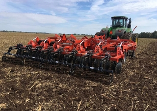 Kultivátorok Kuhn Dominator 4860-9