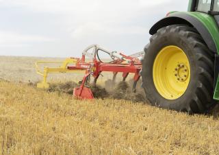 Kultivátorok Pöttinger Synkro 5030 K nova