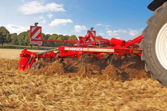 Kultivátorok Horsch Terrano 4 FX