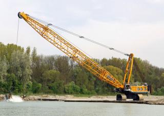 Lánctalpas daruk - rácsos gém Liebherr HS 8300.1