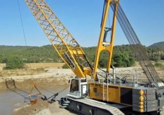 Lánctalpas daruk - rácsos gém Liebherr HS 895 HD