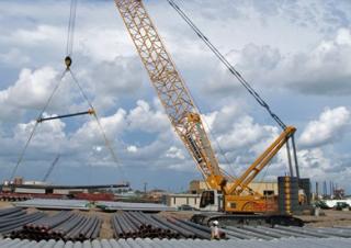 Lánctalpas daruk - rácsos gém Liebherr LR 1200