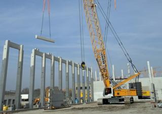 Lánctalpas daruk - rácsos gém Liebherr LR 1200