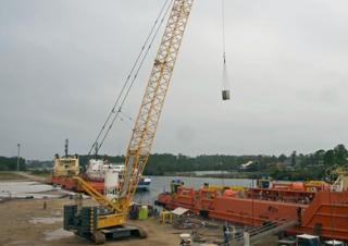 Lánctalpas daruk - rácsos gém Liebherr LR 1200