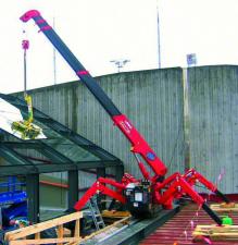 Lánctalpas daruk - teleszkópos gém UNIC URW 095