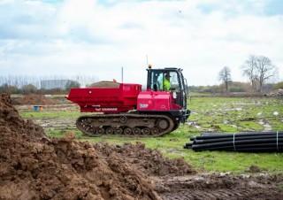 Lánctalpas dömperek Yanmar C50R-5A  