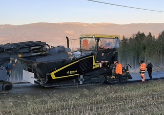 Lánctalpas finiserek Bomag BF 600 C 3 S 600