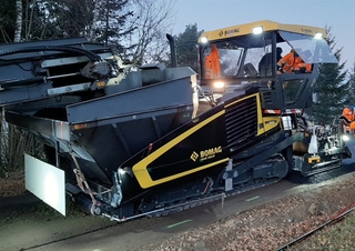 Lánctalpas finiserek Bomag BF 700 C 3 S 600