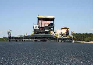 Lánctalpas finiserek Bomag BF 800 C 2 S 500