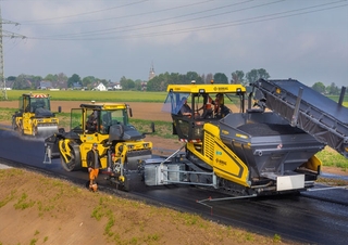 Lánctalpas finiserek Bomag BF 800 C 3 S 500