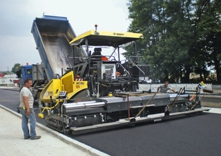 Lánctalpas finiserek Bomag BF 980 C