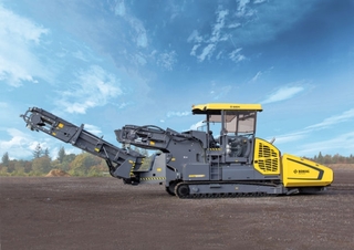 Lánctalpas finiserek Bomag BMF 2500 S