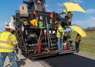 Lánctalpas finiserek Astec ROADTEC SP-200