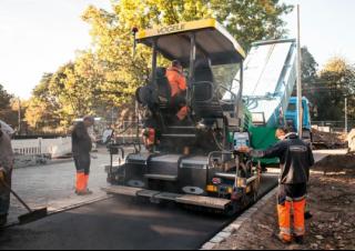 Lánctalpas finiserek Vögele Super 1300-2