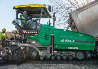 Lánctalpas finiserek Vögele Super 1703-3