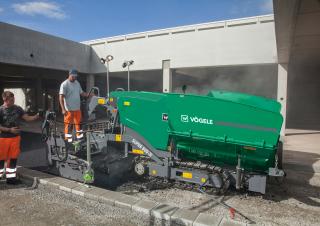 Lánctalpas finiserek Vögele Super 1800-3i