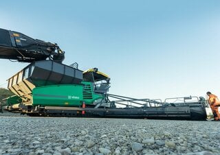 Lánctalpas finiserek Vögele Super 3000-3i
