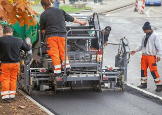 Lánctalpas finiserek Vögele Super 700i
