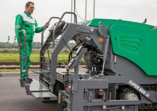 Lánctalpas finiserek Vögele Super 800-3i