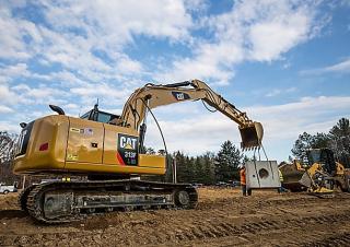 Lánctalpas kotrók Caterpillar 313F L GC