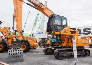 Lánctalpas kotrók Case CX290D SL