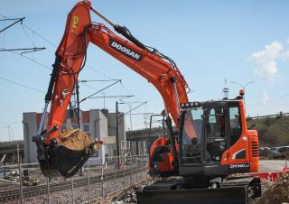 Lánctalpas kotrók Doosan DX 140 LCR