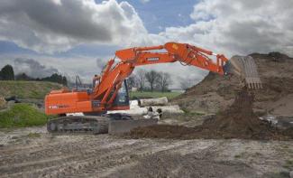 Lánctalpas kotrók Doosan DX 225LC-3