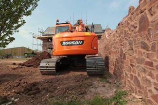 Lánctalpas kotrók Doosan DX140LCR-3