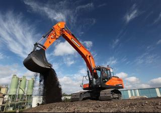 Lánctalpas kotrók Doosan DX255LC-5