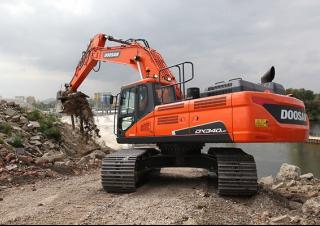 Lánctalpas kotrók Doosan DX340LC-5