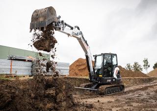 Lánctalpas kotrók Bobcat E60
