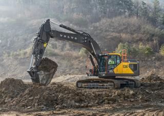 Lánctalpas kotrók Volvo EC260F NL