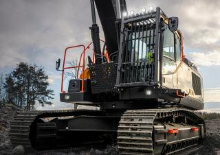 Lánctalpas kotrók Volvo EC300 Straight Boom L