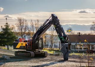 Lánctalpas kotrók Volvo EC300 Straight Boom L