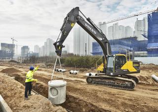 Lánctalpas kotrók Volvo EC300ENL