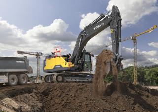 Lánctalpas kotrók Volvo EC380EL Hybrid