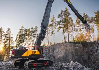 Lánctalpas kotrók Volvo EC500 High Reach