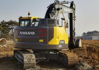 Lánctalpas kotrók Volvo ECR235EL