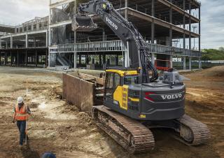Lánctalpas kotrók Volvo ECR355ENL