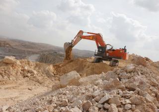 Lánctalpas kotrók Hitachi EX 1200-6