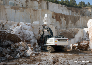 Lánctalpas kotrók Hidromek HMK 390 LC HD