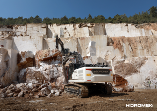 Lánctalpas kotrók Hidromek HMK 390 LC HD