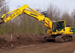 Lánctalpas kotrók Komatsu PC210-8