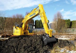 Lánctalpas kotrók Komatsu PC228USLC-11E0