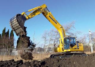 Lánctalpas kotrók Komatsu PC240LC-11E0