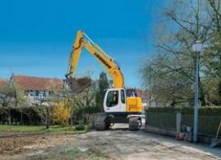Lánctalpas kotrók Liebherr R 924 Compact